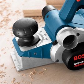 Bosch GHO 40 82C work e1594198856485 Bosch GHO 40 82C work e1594198856485