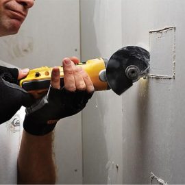 DeWALT DCS355M2 work