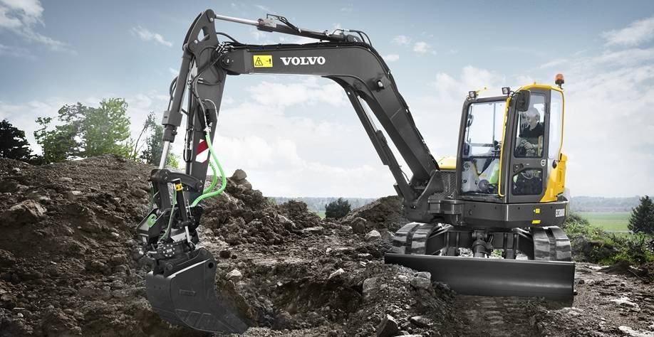 volvo benefits compact excavator ecr88d fl attachments versatility north america 2324x1200 1